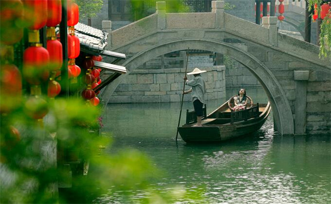 大明湖周边著名景点台儿庄古城